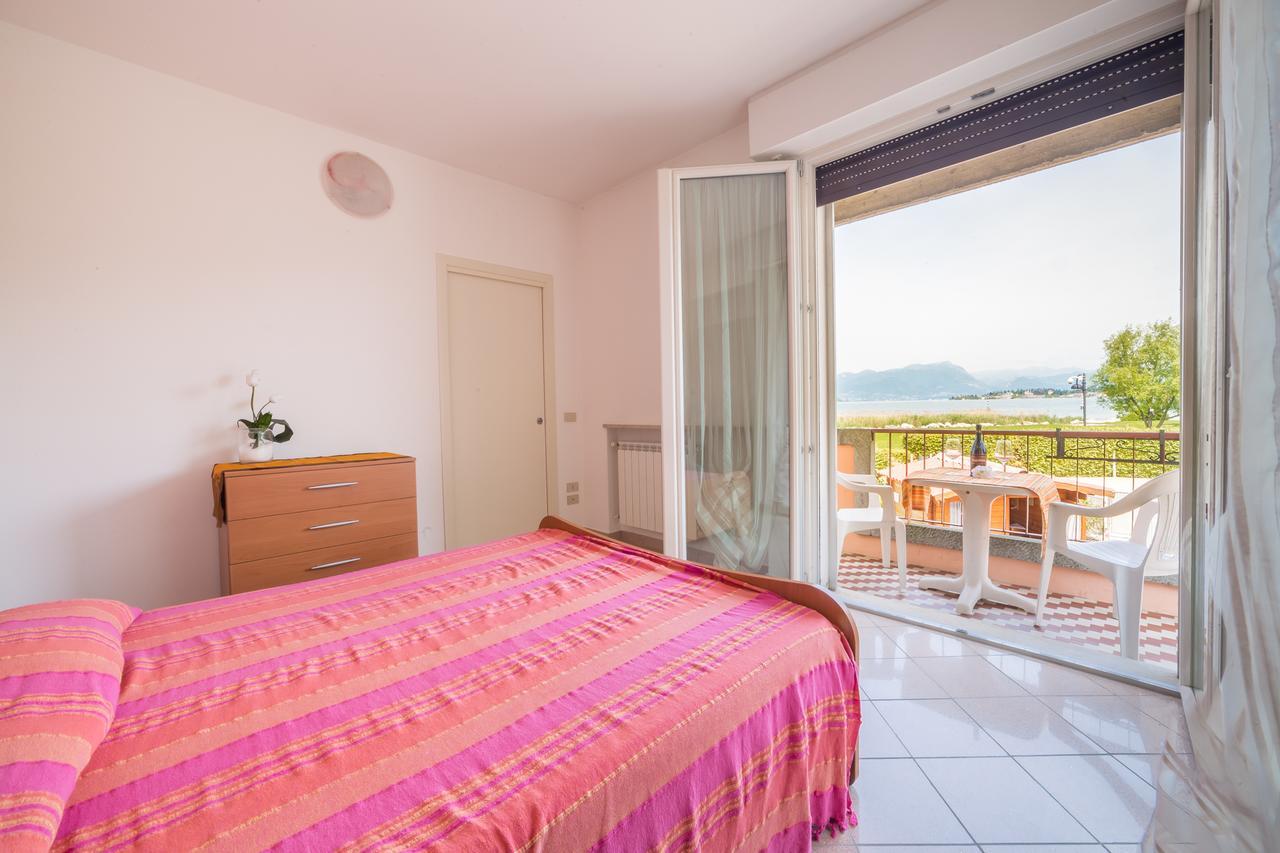 Appartamenti Residence Tulipano シルミオーネ エクステリア 写真