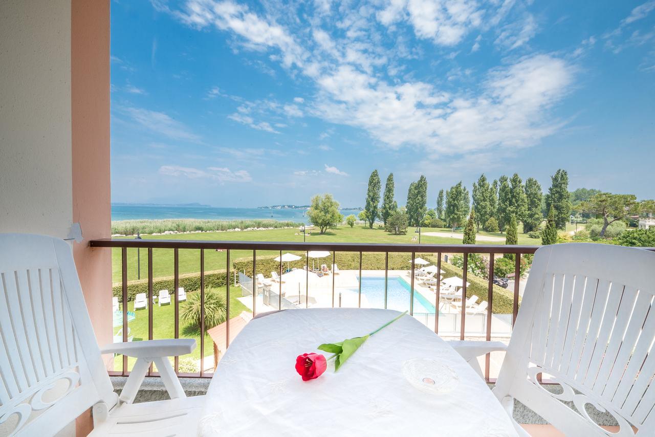 Appartamenti Residence Tulipano シルミオーネ エクステリア 写真