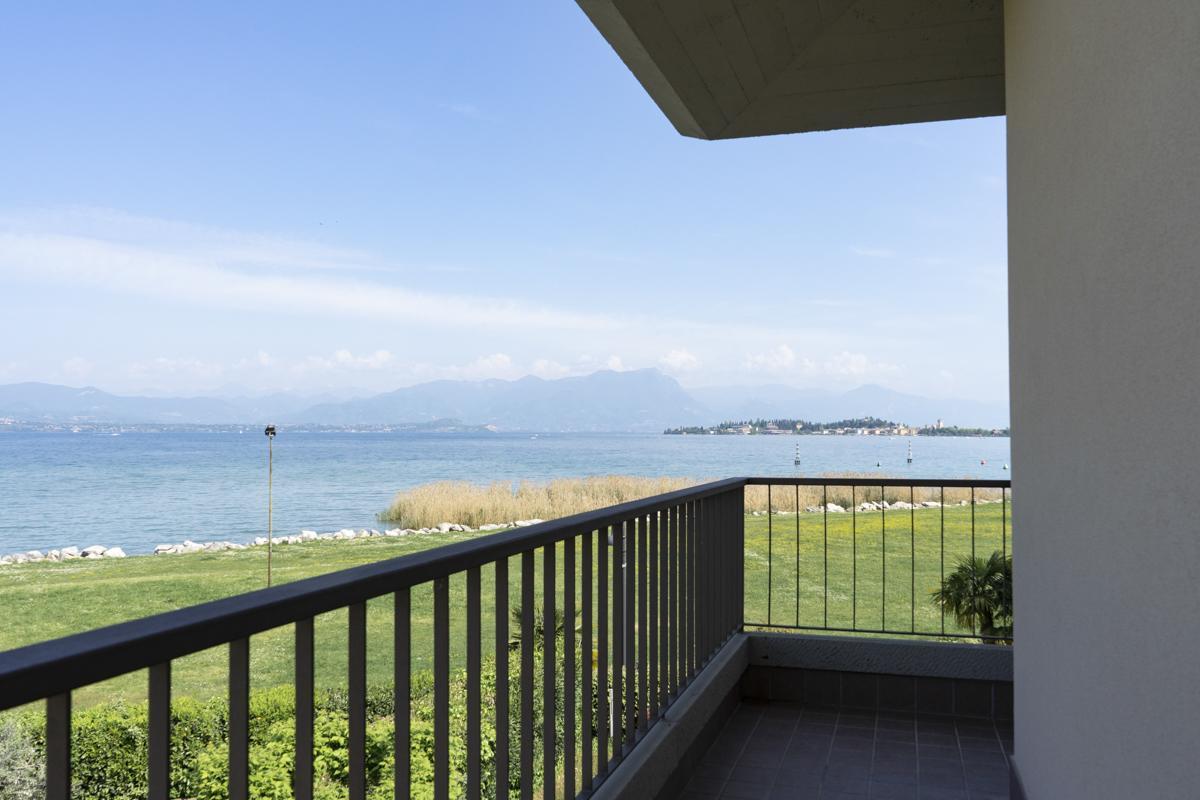 Appartamenti Residence Tulipano シルミオーネ エクステリア 写真