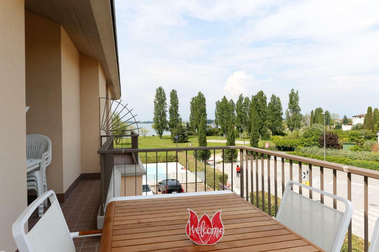 Appartamenti Residence Tulipano シルミオーネ エクステリア 写真