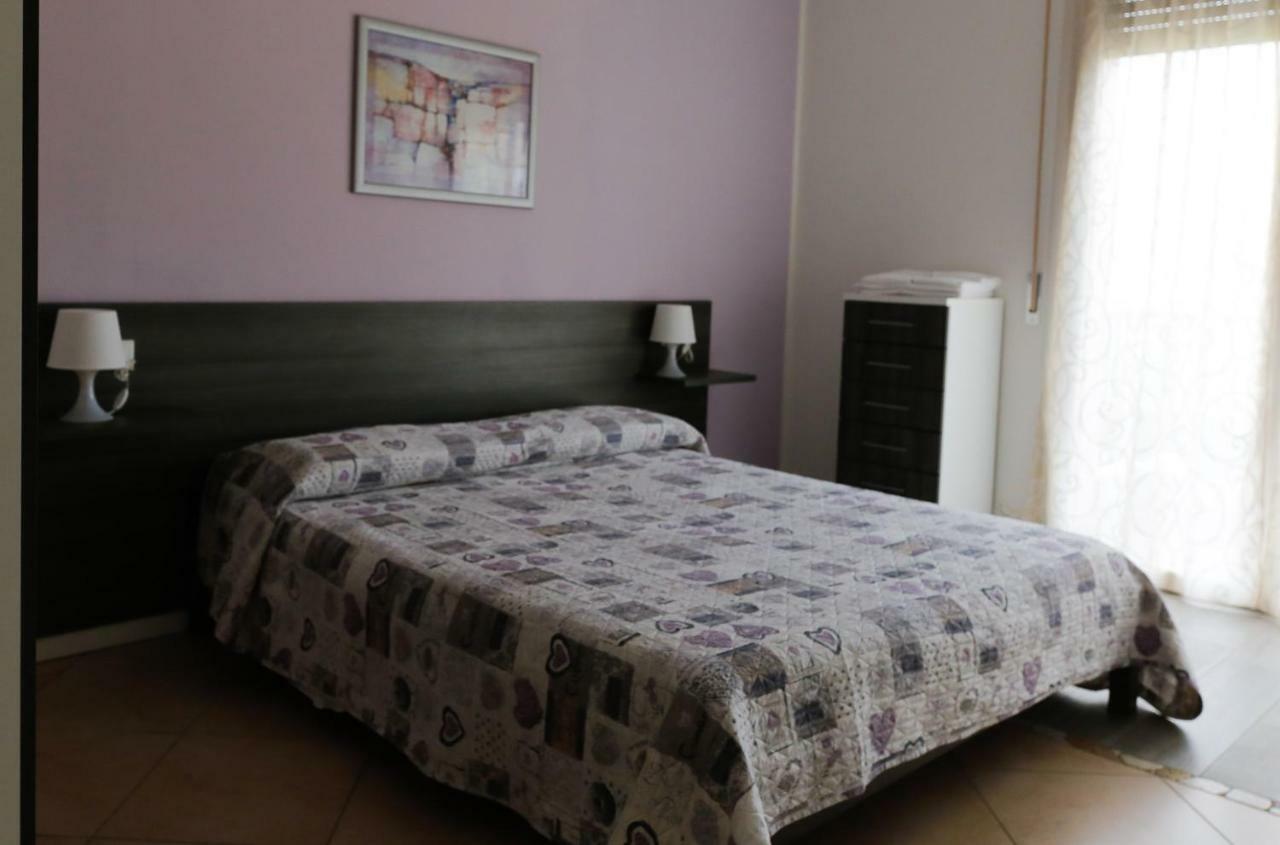 Appartamenti Residence Tulipano シルミオーネ エクステリア 写真